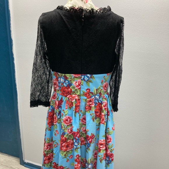 Vixen Vintage Blue and Red Floral Romantique Swing Dress - Picture 3 of 6
